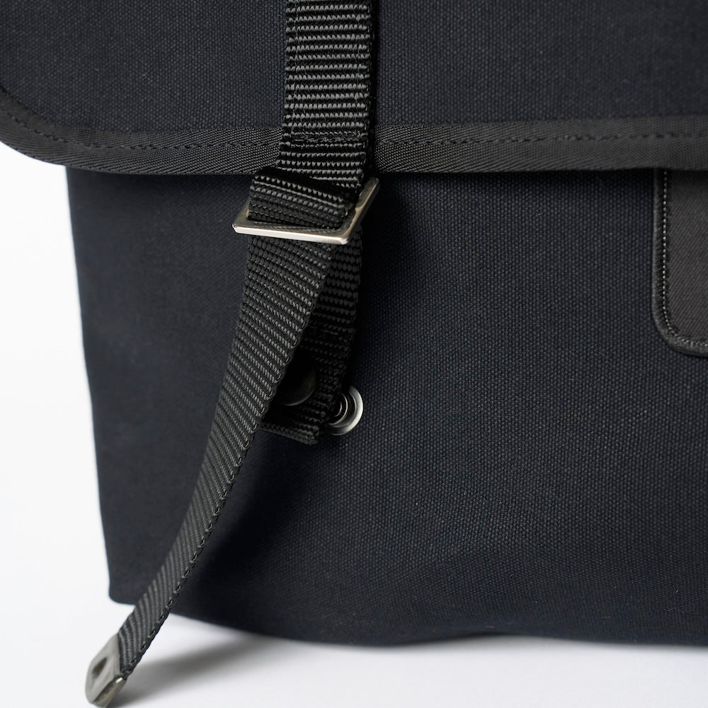 【NEW】De Martini_ MESSENGER BAG V2(MEDIUM)